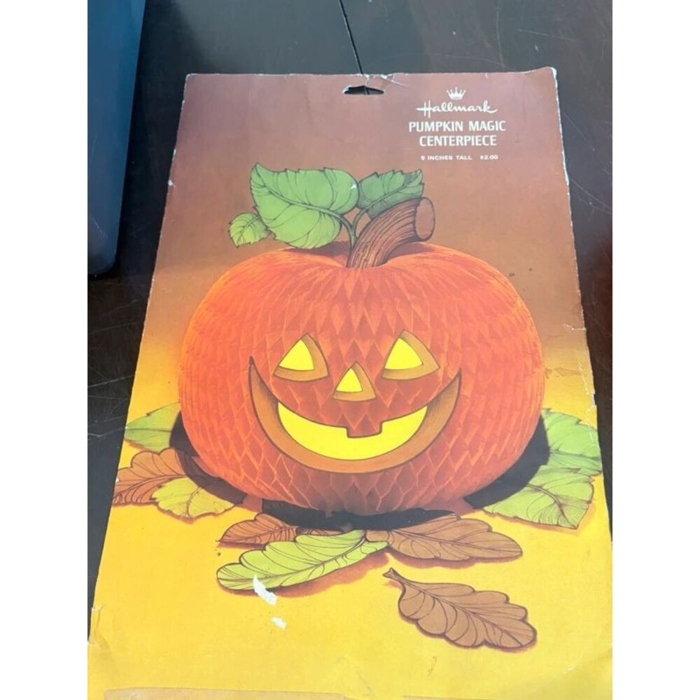 Vintage Hallmark Pumpkin Magic Honeycomb Centerpiece